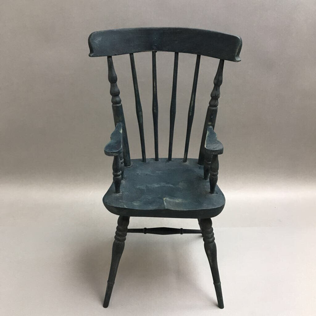 Wood Doll Chair (15x7x6)