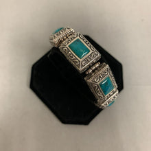 Load image into Gallery viewer, Sterling Turquoise Ornate Link Toggle Bracelet (7.5&quot;)
