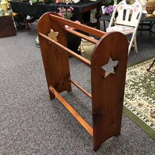 Load image into Gallery viewer, Quilt Rack (36x32x11)
