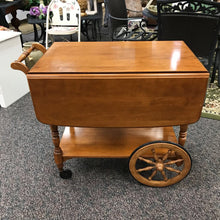 Load image into Gallery viewer, Ethan Allen Maple Tea Cart (29x36x21/41)
