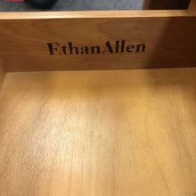 Load image into Gallery viewer, Ethan Allen Maple Tea Cart (29x36x21/41)
