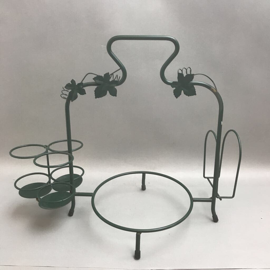 Green Decorative Vineyard Metal Kitchen Condiment Buffet Rack (18x18)