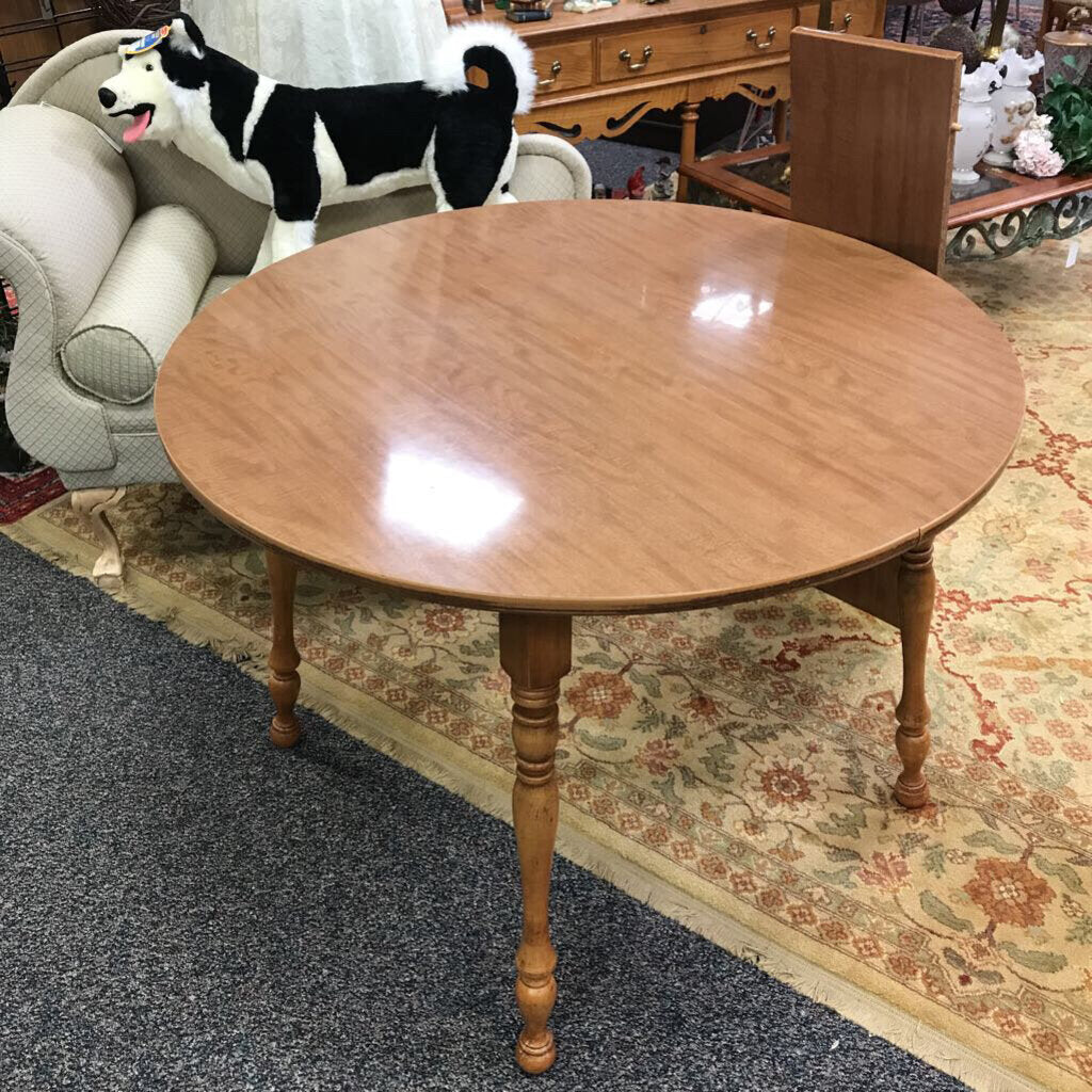 Ethan Allen Table (30x42) w/ 10