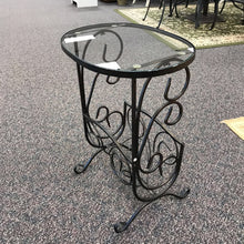 Load image into Gallery viewer, Glass Top End Table (26x19x14)
