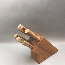 Load image into Gallery viewer, Vintage National Cutlery Knife Set 5 Knives in Wood Block

