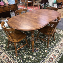 Load image into Gallery viewer, Maple Table (30x60x42) w/4 Chairs &amp; 2 12&quot; Leaves
