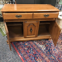 Load image into Gallery viewer, Buffet (32x44x18)
