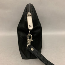 Load image into Gallery viewer, Travelon Black Nylon Zip Wristlet Clutch Purse (8x10")

