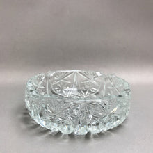 Load image into Gallery viewer, Vintage Crystal Cigar/Pipe Ashtray (2x6)
