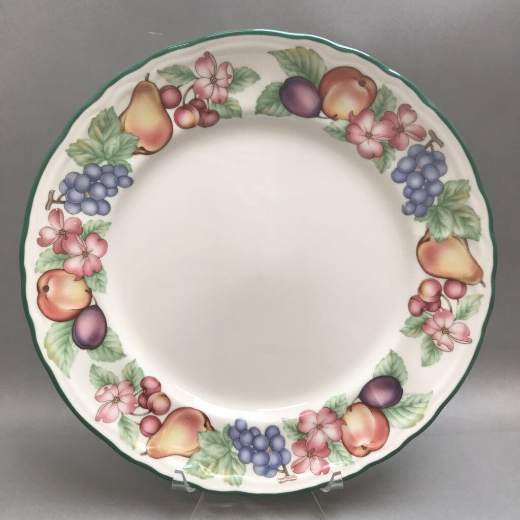 Epoch Market Day Chop Plate 12 1/2
