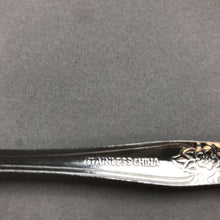 Load image into Gallery viewer, Stainless Flatware 41 Piece Set
