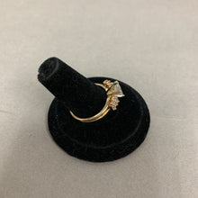Load image into Gallery viewer, 14K Gold Cubic Zirconia Engagement Wedding Ring Set sz 8 (4.6g)
