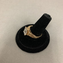 Load image into Gallery viewer, 14K Plumb Gold Cubic Zirconia Engagement Ring sz 8.25 (5.2g)

