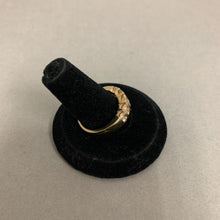 Load image into Gallery viewer, 14K Gold CZ Double Row Ring sz 8 (4.2g)
