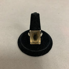 Load image into Gallery viewer, 14K White Gold Smoky Topaz Ring sz 8 (7.0g)

