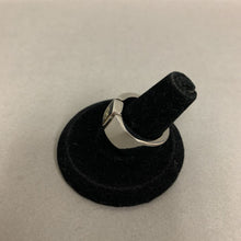 Load image into Gallery viewer, Vintage Speidel Stainless Steel CZ Resin Mod Ring sz 7
