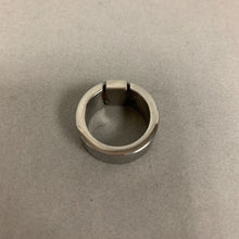 Load image into Gallery viewer, Vintage Speidel Stainless Steel CZ Resin Mod Ring sz 7
