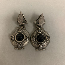 Load image into Gallery viewer, Vintage Antiqued Silvertone Faux Onyx Statement Clip Earrings (2.5&quot;)
