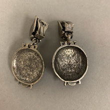 Load image into Gallery viewer, Vintage Antiqued Silvertone Faux Onyx Statement Clip Earrings (2.5")
