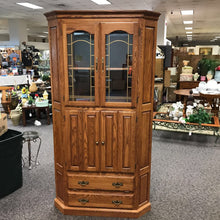 Load image into Gallery viewer, Oak Corner Cabinet / TV (80x30x30)
