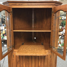 Load image into Gallery viewer, Oak Corner Cabinet / TV (80x30x30)

