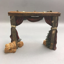 Load image into Gallery viewer, Boyds Bears and Friends The Stage
