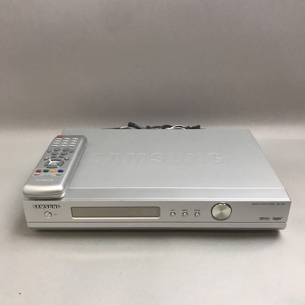 Samsung SIR-T451 Digital HDTV Tuner (2.5x14x9)