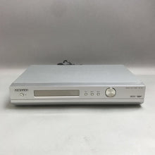 Load image into Gallery viewer, Gigaware HD Radio &amp; 30-Pin Ipod/iPhone Dock (4x12x7)
