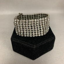 Load image into Gallery viewer, Vintage 8 Row Rhinestone Bracelet (7&quot;)

