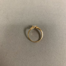 Load image into Gallery viewer, 14K Gold Cubic Zirconia Ring sz 8 (3.2g)

