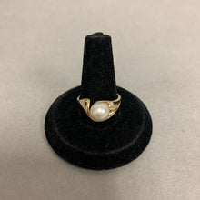 Load image into Gallery viewer, 14K Gold Pearl Diamond Ring sz 8 (4.7g)
