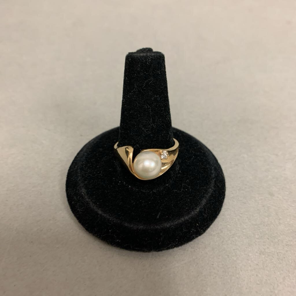 14K Gold Pearl Diamond Ring sz 8 (4.7g)