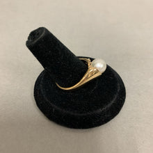 Load image into Gallery viewer, 14K Gold Pearl Diamond Ring sz 8 (4.7g)
