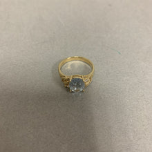 Load image into Gallery viewer, 10K Gold Topaz Ring sz 8 (3.5g)
