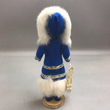 Load image into Gallery viewer, Vintage Eskimo Inuit Yupik The People Of The North Doll (8")
