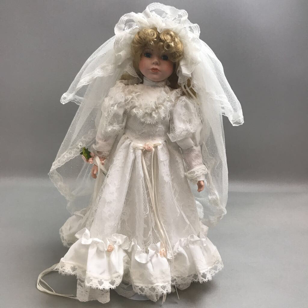 Vintage Porcelain Bride Doll (18in)