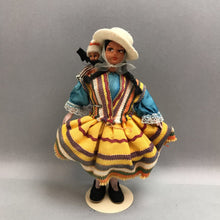 Load image into Gallery viewer, Argentine Woman w/ Child Doll (10.5")
