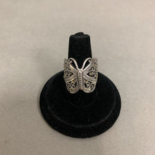 Load image into Gallery viewer, Sterling Filigree Butterfly Ring sz 6
