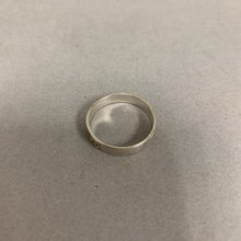 Load image into Gallery viewer, Sterling Ornate Band Ring sz 10
