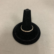Load image into Gallery viewer, Sterling Ornate Thin Band Ring sz 10
