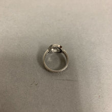 Load image into Gallery viewer, Sterling Moon Pentacle Ring sz 6
