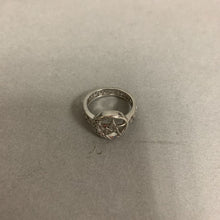 Load image into Gallery viewer, Sterling Moon Pentacle Ring sz 6
