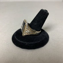 Load image into Gallery viewer, Vintage Sterling 18K Gold Top Onyx Ring sz 11
