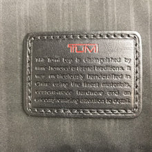 Load image into Gallery viewer, Vintage TUMI Leather Toiletry Bag
