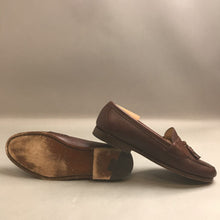 Load image into Gallery viewer, Cole Haan Men&#39;s Brown Bison Pebbled Leather Dress Shoe Tassel Loafers (11)
