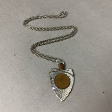 Load image into Gallery viewer, Vintage 1906 Indian Head Penny Set in Hammered Silvertone Arrow Pendant on 24" Chain
