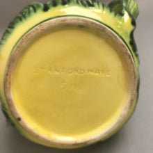 Load image into Gallery viewer, Stanfordware Corn Tea Pot (7in) (As Is)
