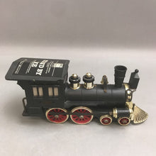Load image into Gallery viewer, Vintage Model 338 Train Locomotive AM Radio

