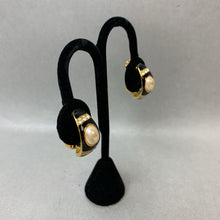 Load image into Gallery viewer, Vintage Joan Rivers Goldtone Faux Pearl Black Enamel Half Hoop Clip Earrings (1")
