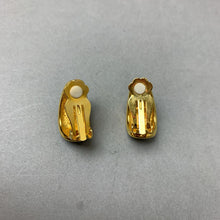 Load image into Gallery viewer, Vintage Joan Rivers Goldtone Faux Pearl Black Enamel Half Hoop Clip Earrings (1")
